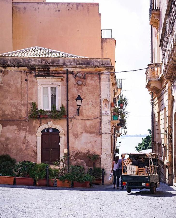 Amuni' Sicily Guest House Syracuse Exterior foto
